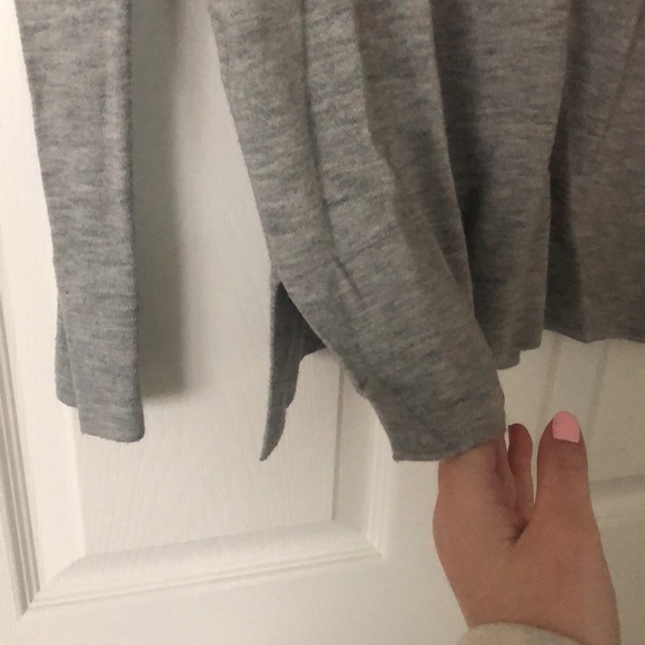 Woman’s knit top - Picture 4 of 4